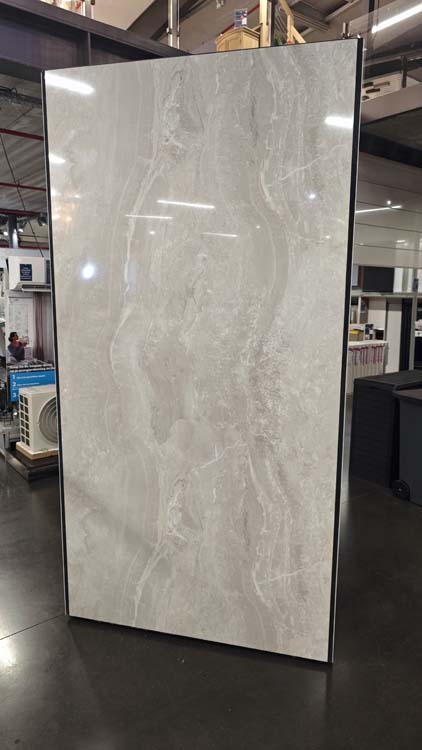 Panneau mural PVC travertin beige 120x280x0,3cm
