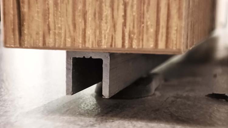 Porte coulissante simple complète Realwoord Oak 93x180-231,5cm + rail noir